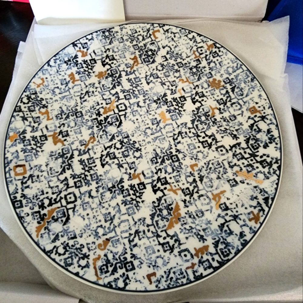 4 Prouna Salad plates